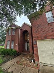 4203 Shadow Haven Drive, Fresno, TX 77545