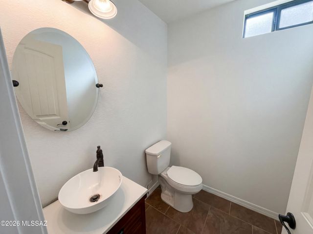 351 W Hammerhead Way, Tucson, AZ 85706