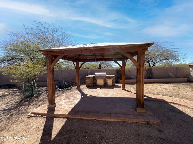 351 W Hammerhead Way, Tucson, AZ 85706