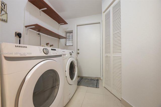 1520 N Andrews Avenue, Fort Lauderdale, FL 33311