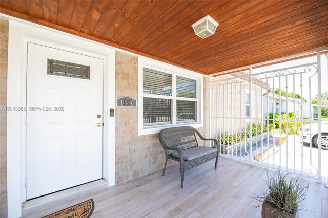 1520 N Andrews Avenue, Fort Lauderdale, FL 33311