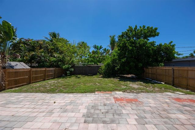 1520 N Andrews Avenue, Fort Lauderdale, FL 33311