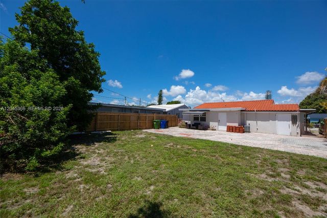 1520 N Andrews Avenue, Fort Lauderdale, FL 33311