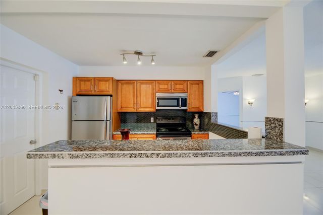 1520 N Andrews Avenue, Fort Lauderdale, FL 33311