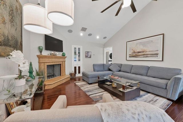 8335 Wind Veil Drive, Houston, TX 77040