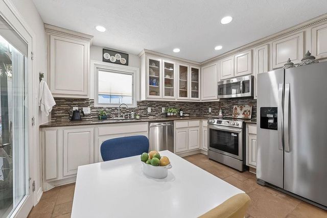 8335 Wind Veil Drive, Houston, TX 77040