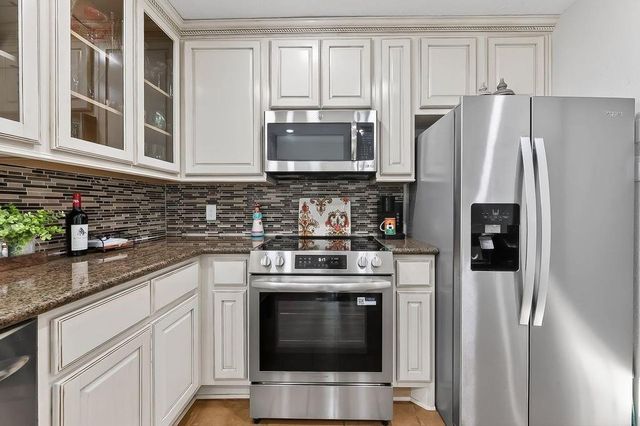 8335 Wind Veil Drive, Houston, TX 77040