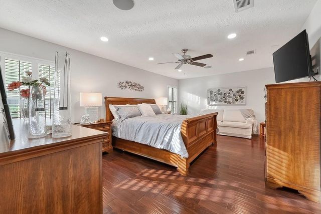 8335 Wind Veil Drive, Houston, TX 77040