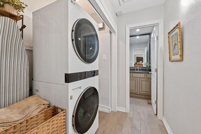 8335 Wind Veil Drive, Houston, TX 77040