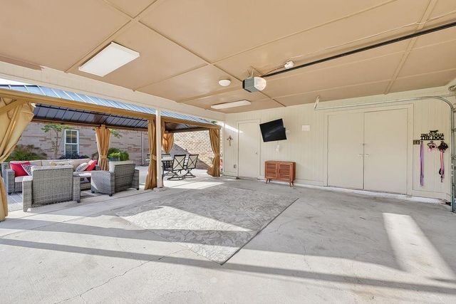 8335 Wind Veil Drive, Houston, TX 77040