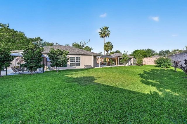 8335 Wind Veil Drive, Houston, TX 77040