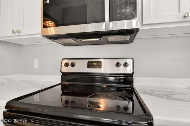 10204 LONE STAR Road, Jacksonville, FL 32225