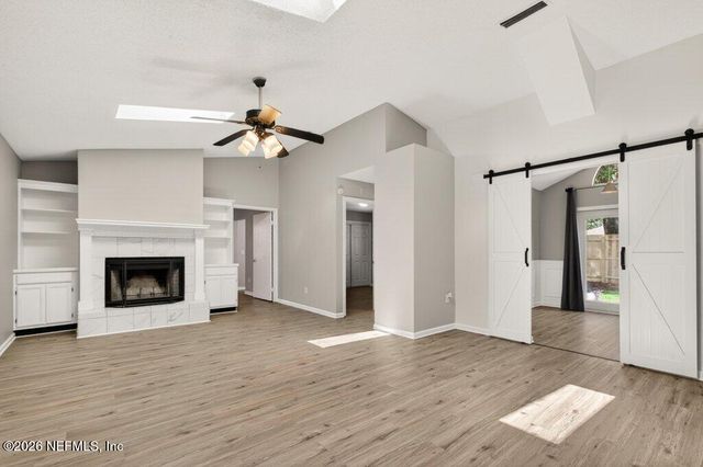 10204 LONE STAR Road, Jacksonville, FL 32225