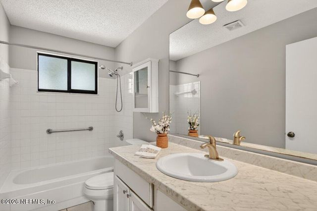 10204 LONE STAR Road, Jacksonville, FL 32225