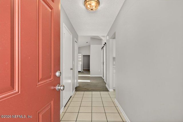 10204 LONE STAR Road, Jacksonville, FL 32225