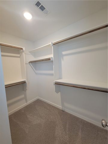 555 Cresswell Drive, Fayetteville, AR 72704