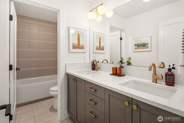 13693 NE 101st Street, Kirkland, WA 98033