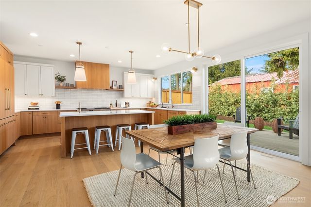 13693 NE 101st Street, Kirkland, WA 98033