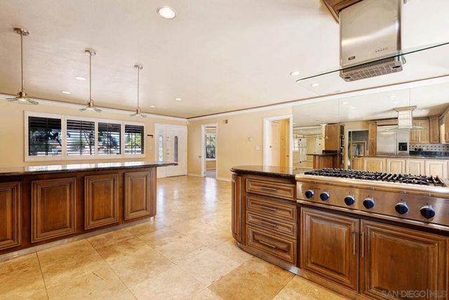 68 E Bonita Rd, Chula Vista, CA 91910