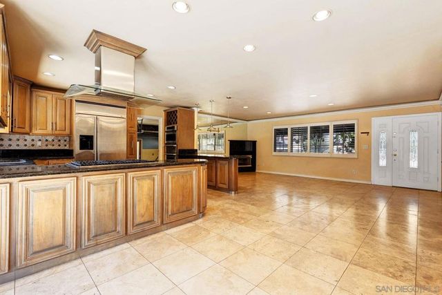 68 E Bonita Rd, Chula Vista, CA 91910