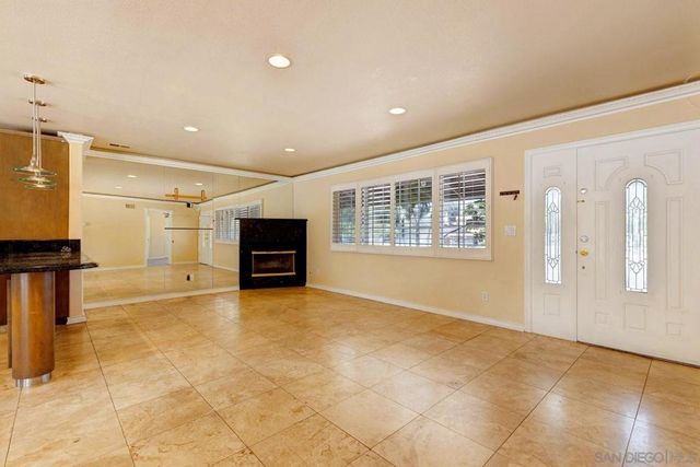 68 E Bonita Rd, Chula Vista, CA 91910