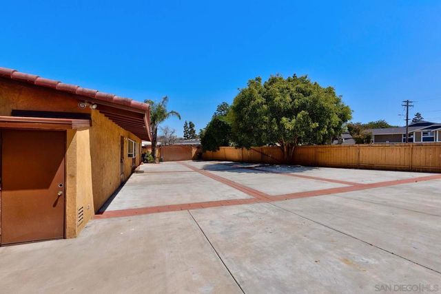 68 E Bonita Rd, Chula Vista, CA 91910