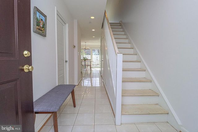 220 G STREET # 112, Washington, DC 20024