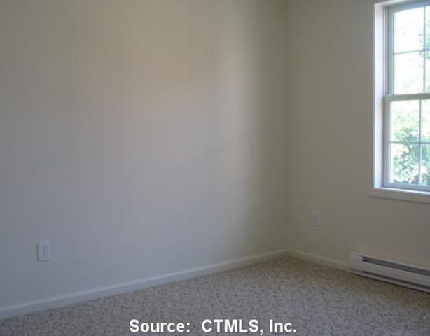 7 New Street 202, Danbury, CT 06810