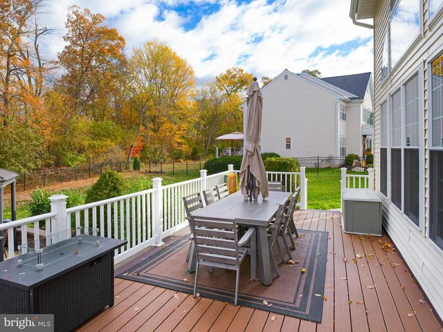 56 REDCEDAR CIR, Collegeville, PA 19426