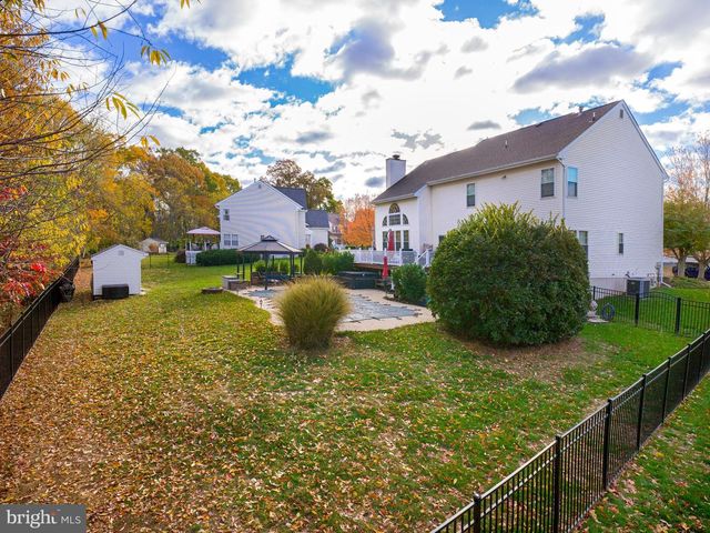 56 REDCEDAR CIR, Collegeville, PA 19426