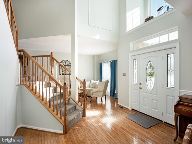 56 REDCEDAR CIR, Collegeville, PA 19426