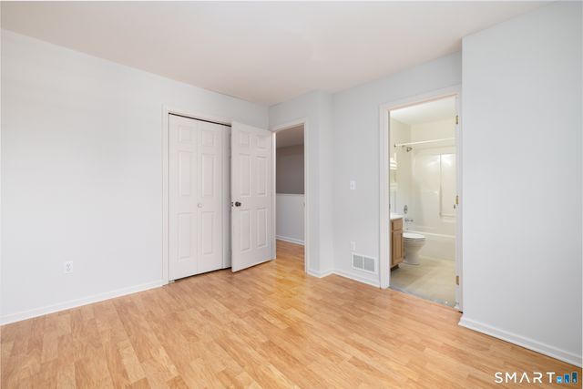 301 Winslow Drive 301, Watertown, CT 06795