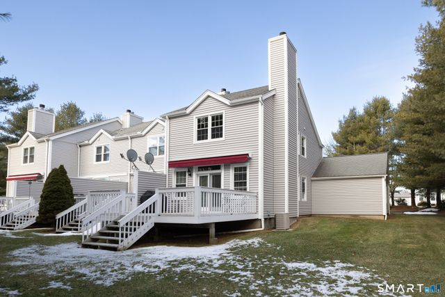 301 Winslow Drive 301, Watertown, CT 06795