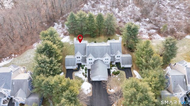 301 Winslow Drive 301, Watertown, CT 06795