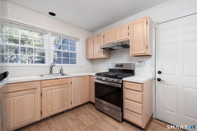 301 Winslow Drive 301, Watertown, CT 06795