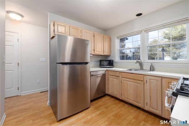 301 Winslow Drive 301, Watertown, CT 06795