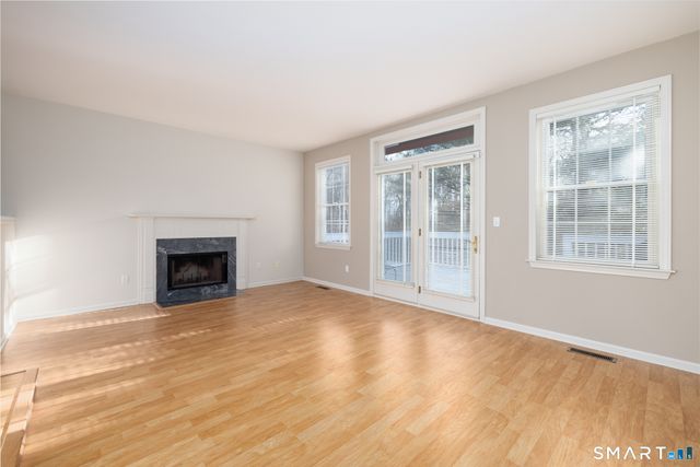 301 Winslow Drive 301, Watertown, CT 06795