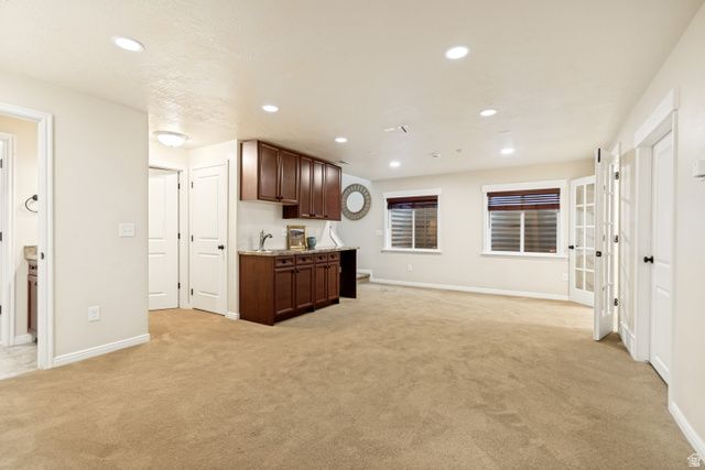 10398 S STURGEON DR, South Jordan, UT 84009