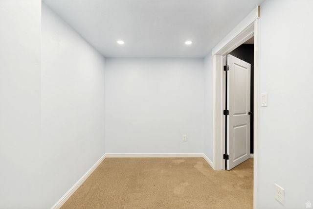 10398 S STURGEON DR, South Jordan, UT 84009