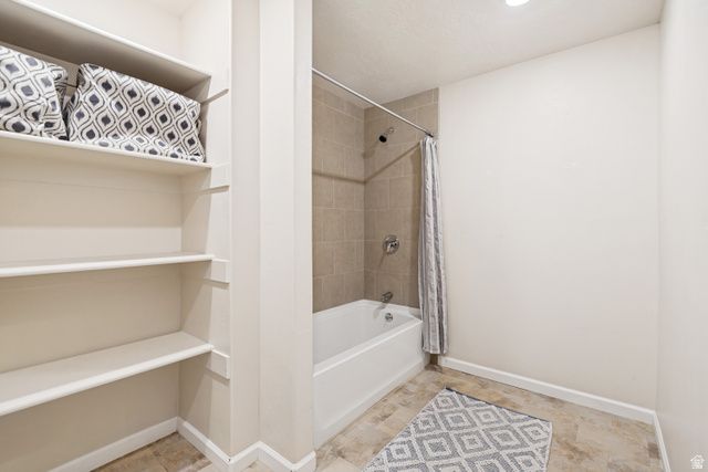10398 S STURGEON DR, South Jordan, UT 84009
