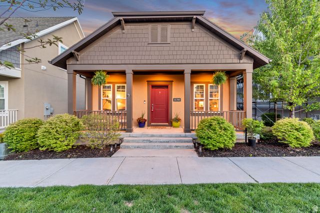 10398 S STURGEON DR, South Jordan, UT 84009