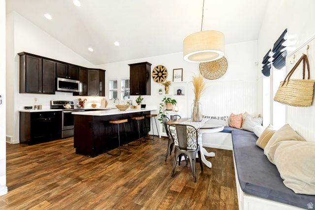 10398 S STURGEON DR, South Jordan, UT 84009