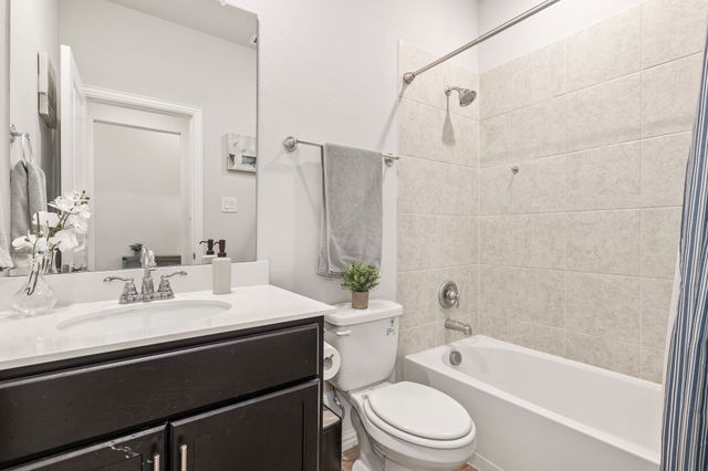 716 Lamp Post Lane, Argyle, TX 76226