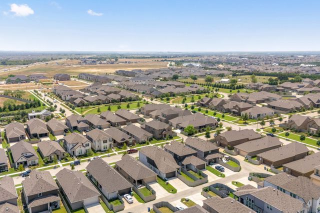 716 Lamp Post Lane, Argyle, TX 76226