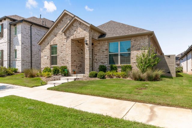 716 Lamp Post Lane, Argyle, TX 76226