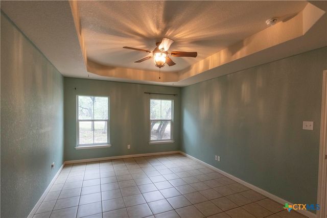 1015 Twin Deer Lane, Canyon Lake, TX 78133