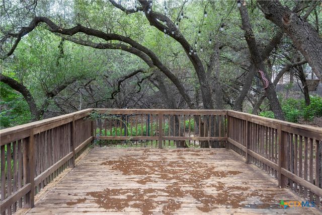 1015 Twin Deer Lane, Canyon Lake, TX 78133