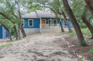 1015 Twin Deer Lane, Canyon Lake, TX 78133