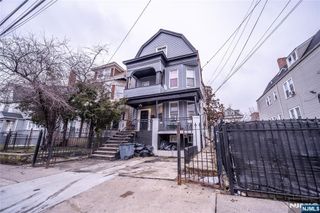 924 Grove Street, Irvington, NJ 07111