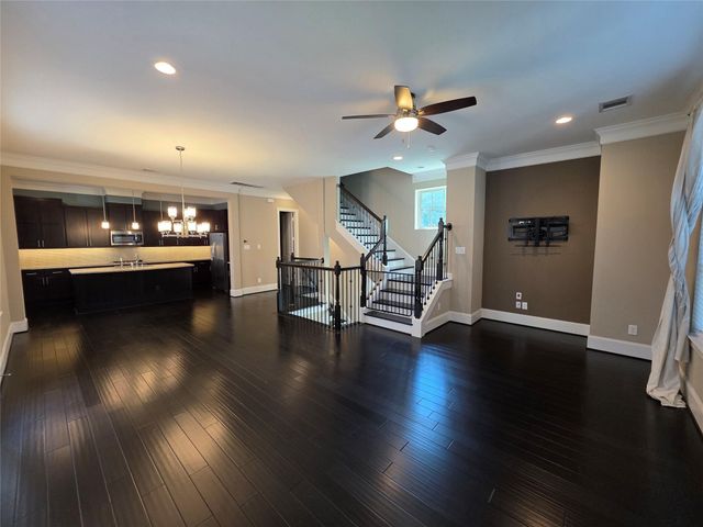 4315 Schuler Street, Houston, TX 77007